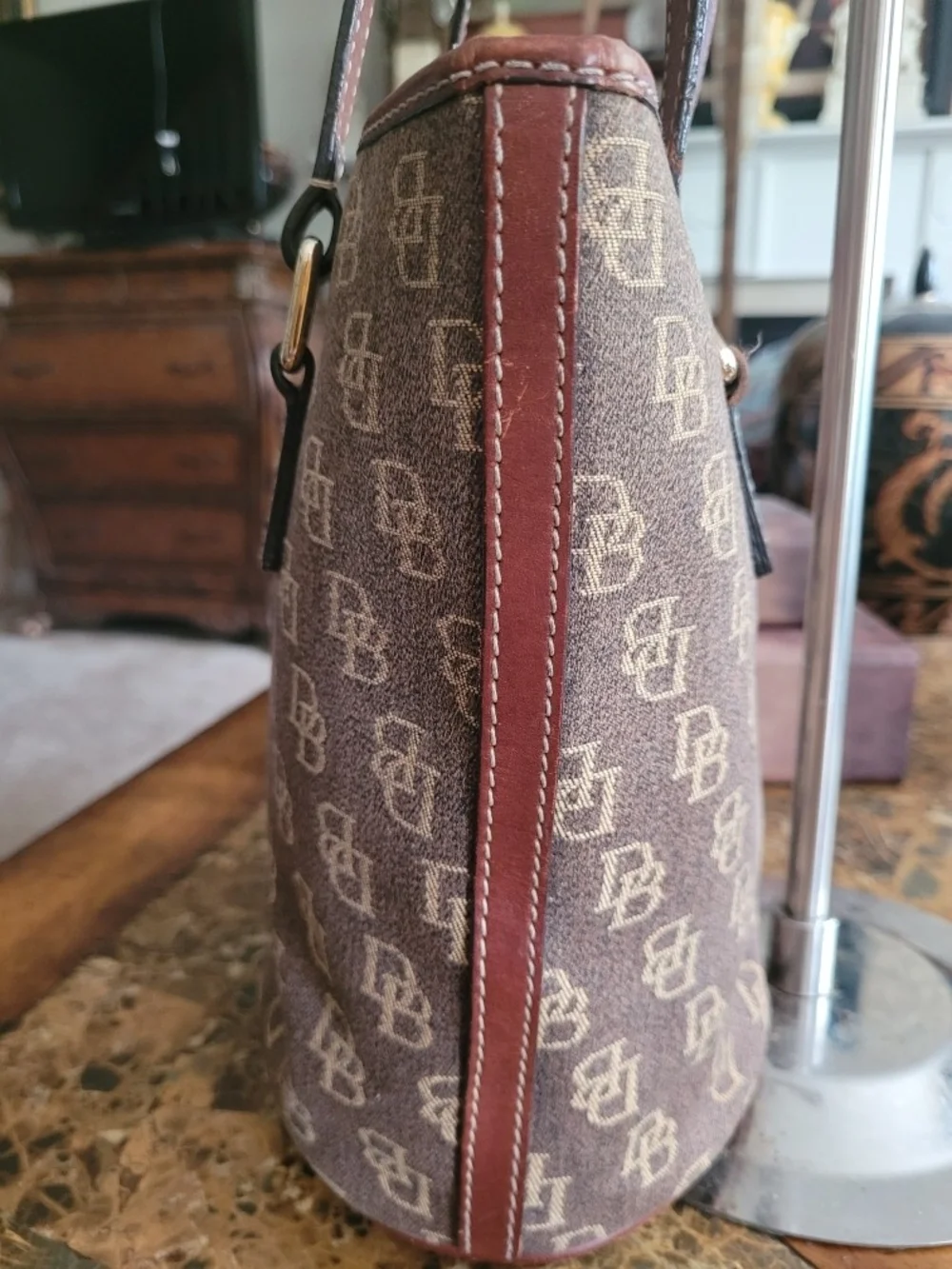 Dooney & Bourke Brown Signature Tote Bag - Picture 4 of 11